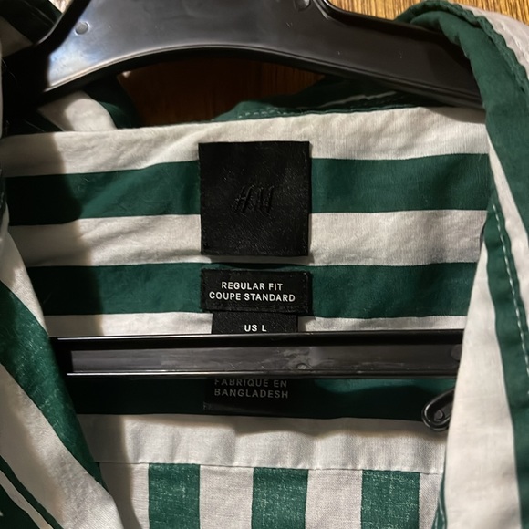 2 for 15$// H&M button down - Picture 2 of 4